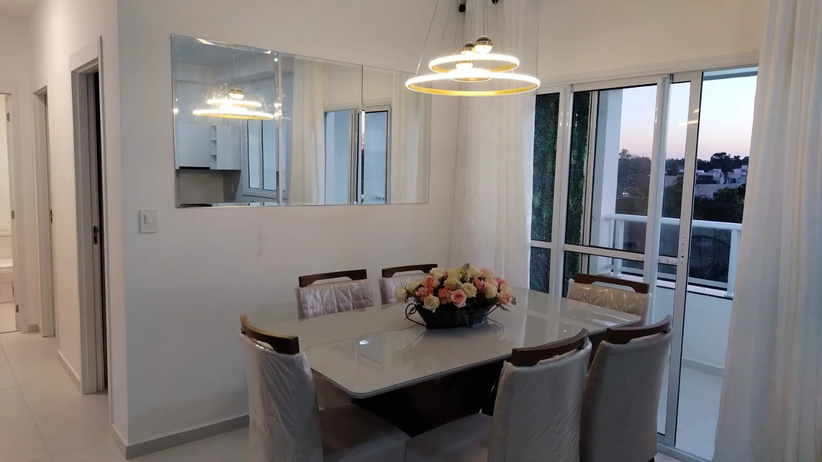 Imagem Apartamento Mobiliado com Três Dormitorios no Coração do Parque Campolim