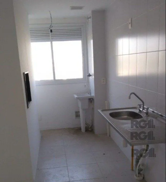Imagem Apartamento com 75m² privativos, 3 dormitórios sendo 1 suíte, living dois ambientes, imóvel arejado e iluminado.