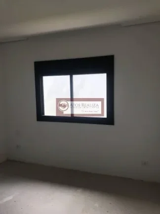 Imagem Compre Casa térrea em Cond. Fechado em Tijuco Preto - Cotia