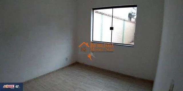 Imagem Casa com 4 dormitórios à venda, 200 m² por R$ 750.000,00 - Vila Trabalhista - Guarulhos/SP