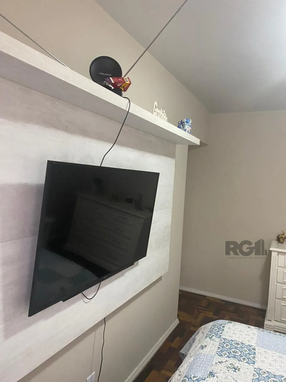 Imagem Vende-se apartamento impecável de 2 dormitórios