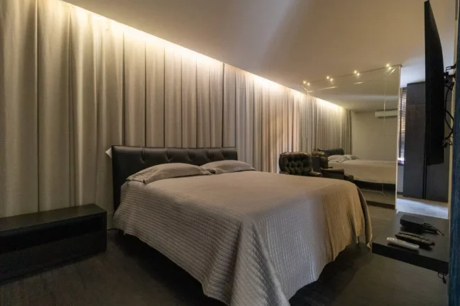 Imagem APARTAMENTO TODO REFORMADO NO LOURDES!