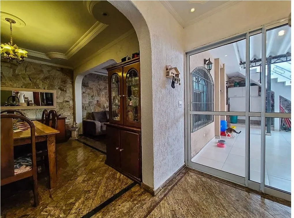 Imagem Casa ampla com valor abaixo do mercado! Zona leste.