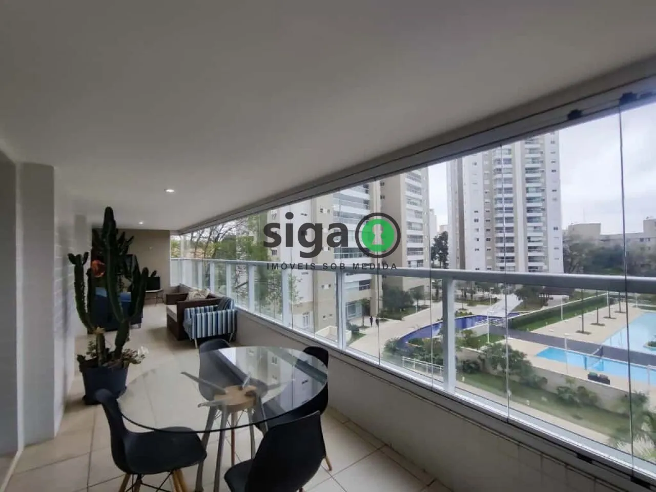 Imagem Apartamento de 185 metros 4 dormitórios 2 suítes 2 vagas