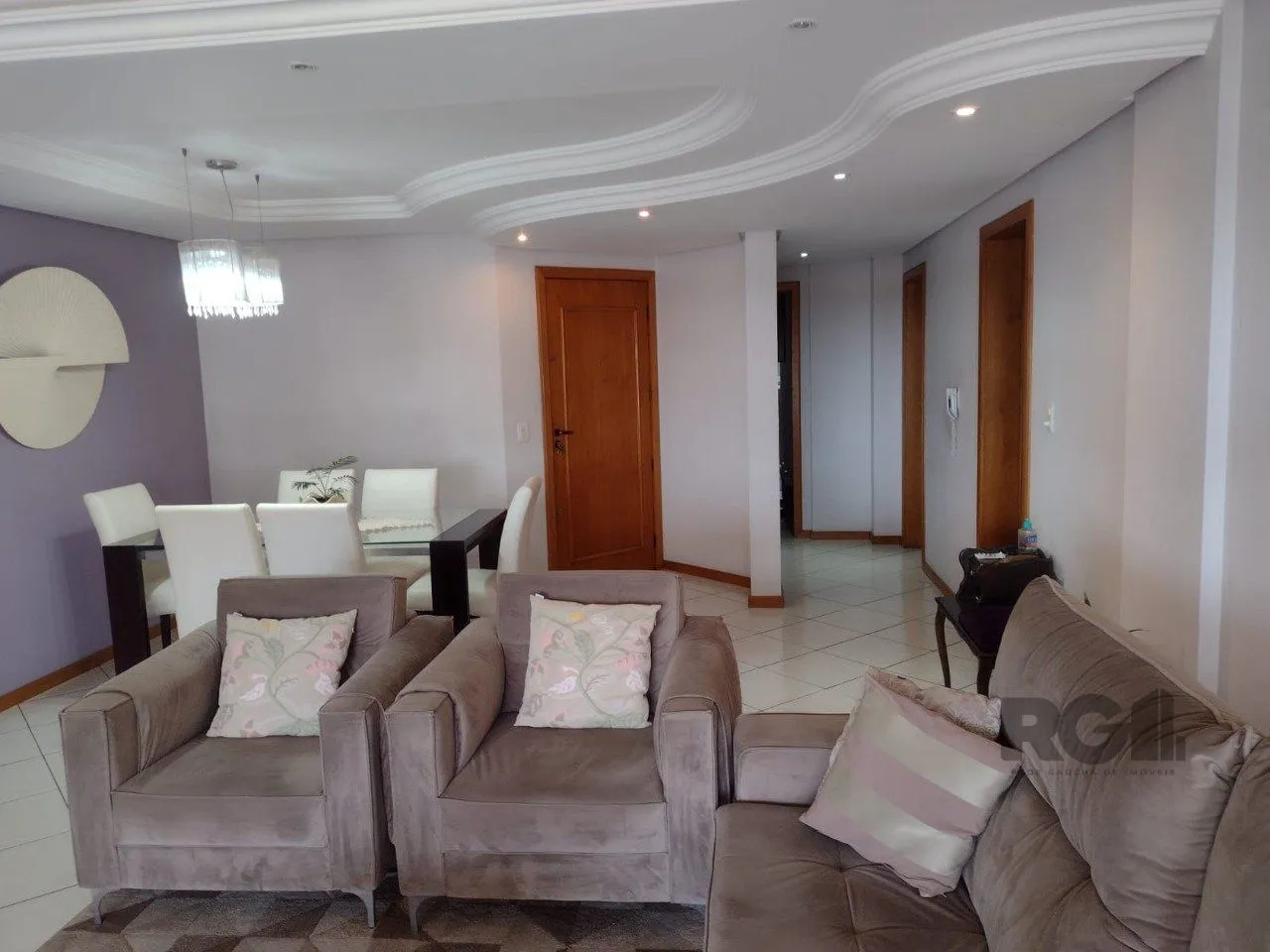 Imagem Apartamento mobiliado, 3 dormitórios, 2 suítes, 2 vagas, Bairro Vila Eunice