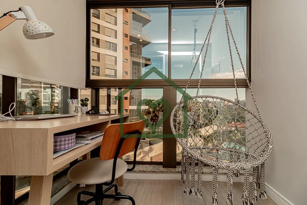 Imagem Excelente oportunidade no Jardim Europa! Apartamento com 186 m² privativos, planta inteligente e am...