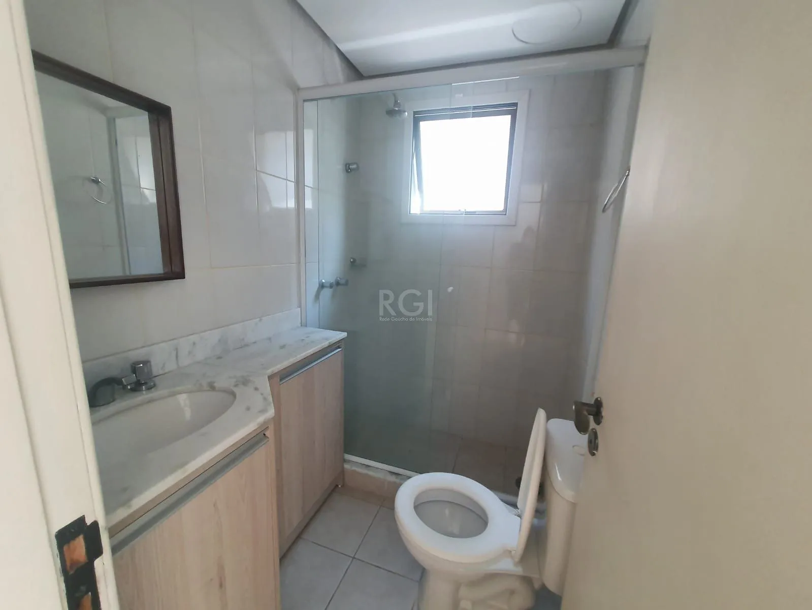 Imagem Apartamento para Venda - 90m², 2 dormitórios, 1 vaga - Mont Serrat