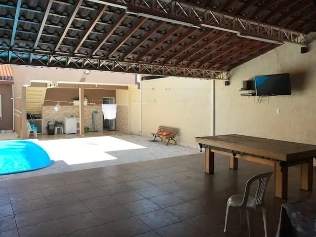 Foto do imóvel Casa à venda 4 Quartos, 1 Suite, 4 Vagas, 328M², Vila Areao, Taubaté - SP