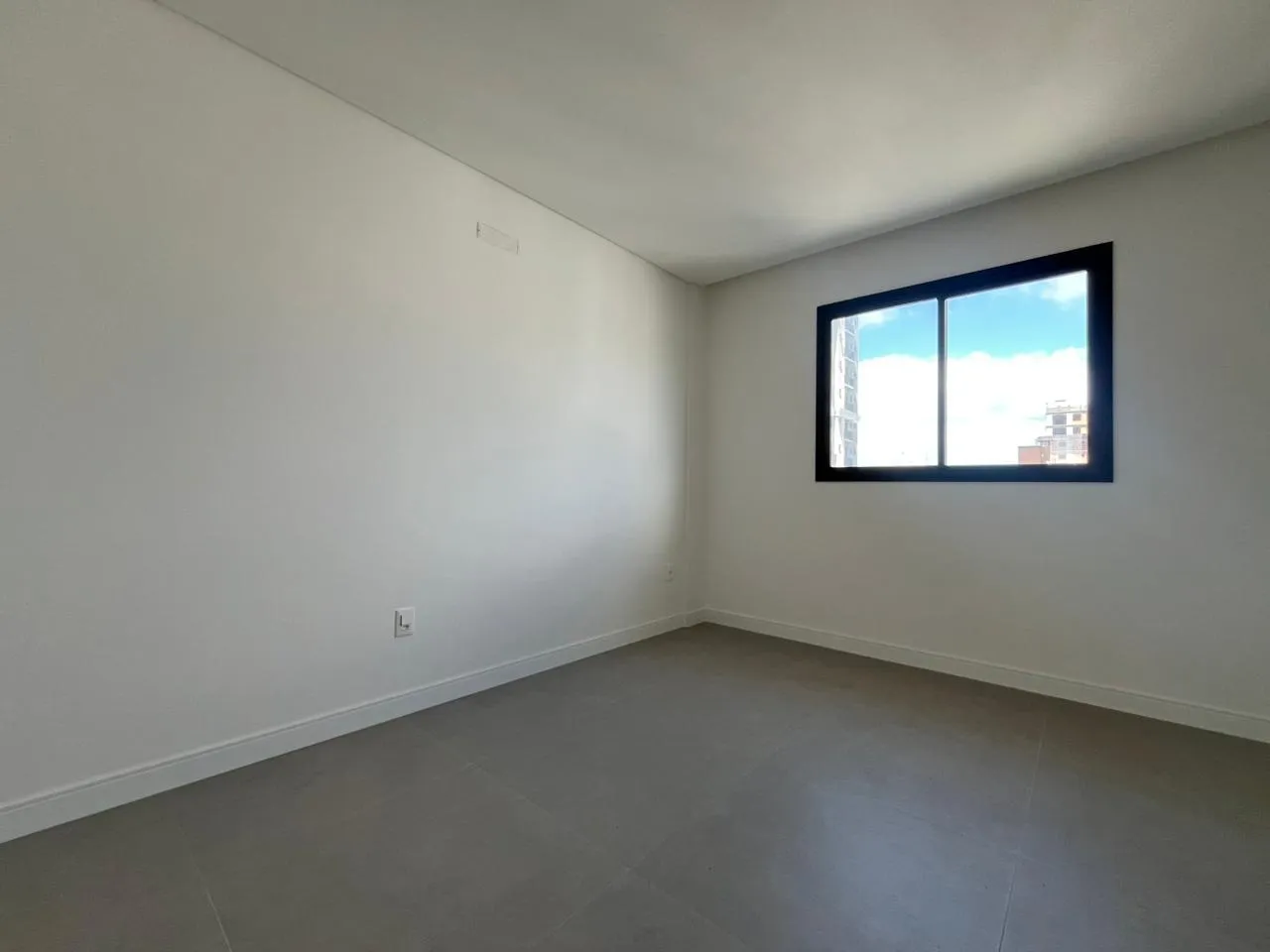 Imagem Apartamento com vista para o mar à venda com 137m2 por R$ 2.633.367,00