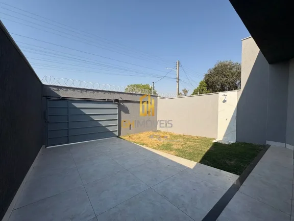 Imagem Casa com 3 quartos no Bairro Cardoso, em terreno com 208m² com 132m² de área construída possui:-...
