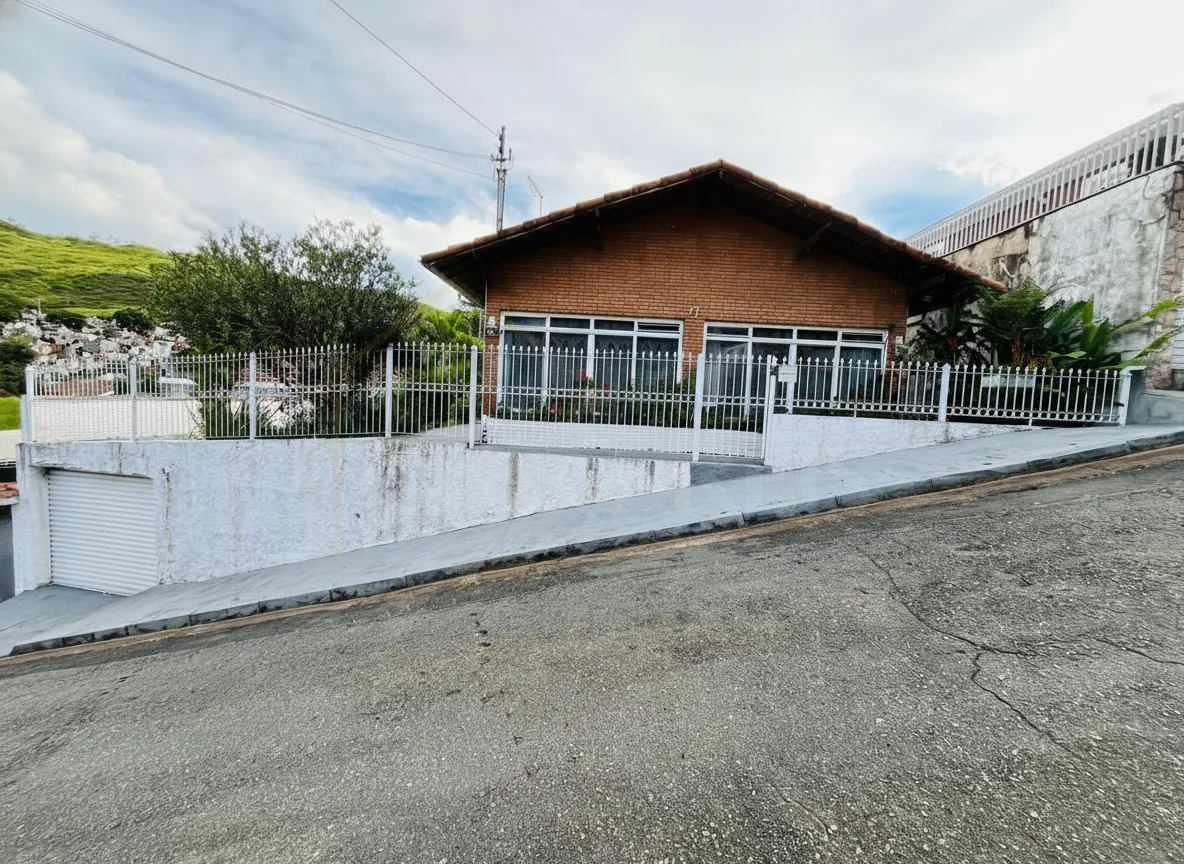 Imagem Casa 2 quartos à venda em São Geraldo, Poços de Caldas