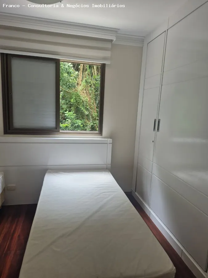 Imagem Apartamento para Venda em Guarujá, Pitangueiras, 5 dormitórios, 2 suítes, 4 banheiros, 2 vagas