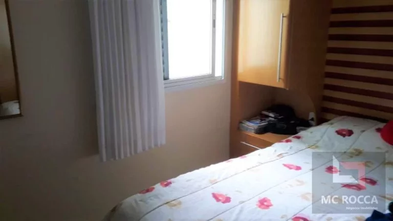 Imagem Apartamento sem condomínio, 2 dormitórios - Vl. Alzira - Santo André