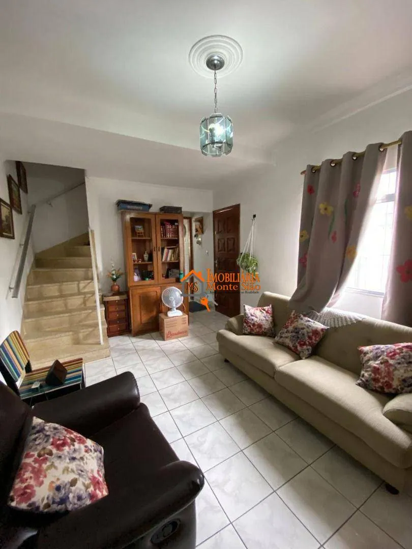 Imagem Sobrado à venda com 125m², 3 quartos, quintal e 3 vagas de garagem - Vila Zanardi, Guarulhos, SP