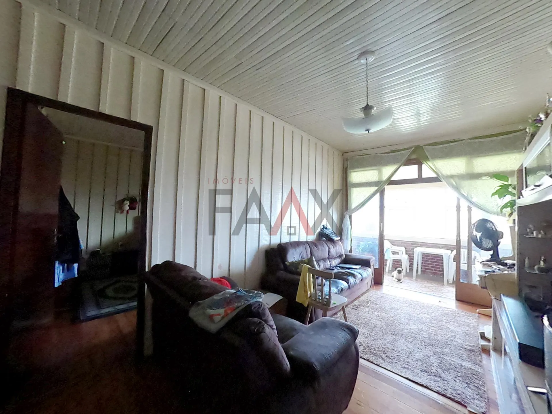 Imagem Casa com 3 salas comerciais à venda, Próximo a Paróquia Santana, SANTANA, GUARAPUAVA - PR