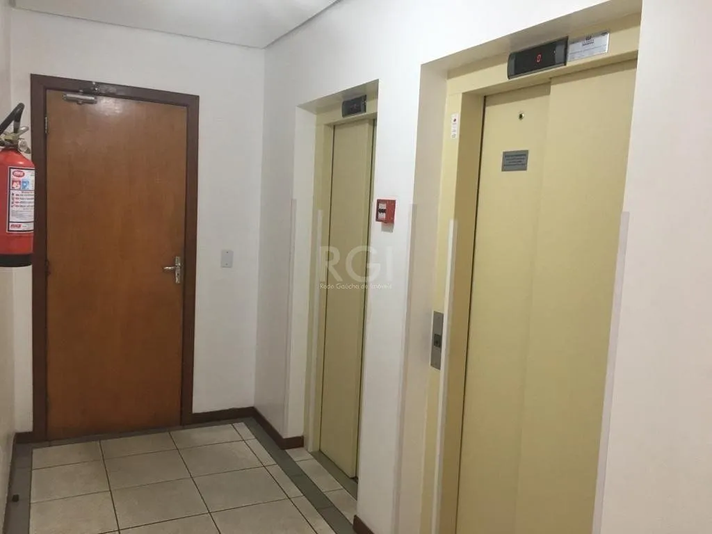 Imagem Apartamento para Venda - 59.63m², 2 dormitórios, 1 vaga - Cavalhada