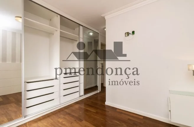 Imagem Apartamento na Barra Funda com 96m² em andar alto, 3 quartos e 2 vagas.