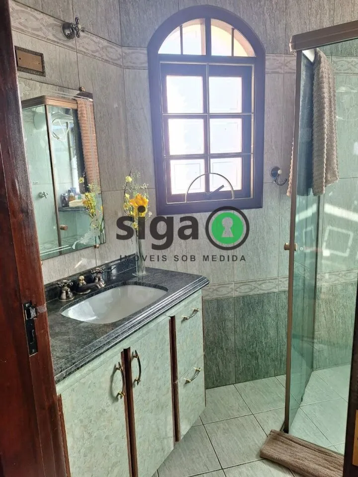 Imagem CASA SOBRADO COM 3 QUARTOS PARA VENDA INTERLAGOS