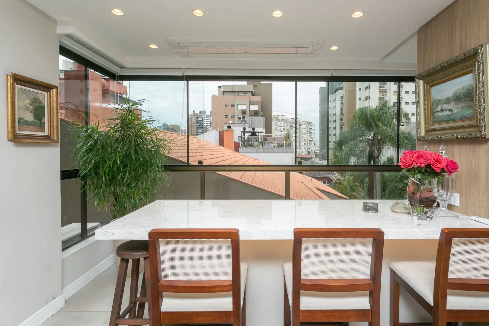 Imagem Apartamento alto padrão à venda na Bela Vista - 200m² privativos