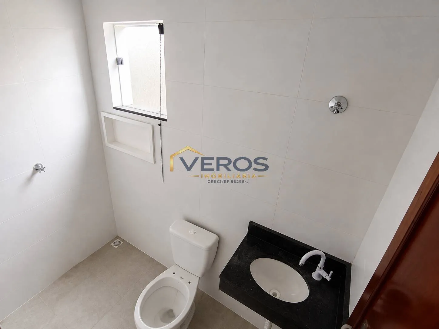Imagem Apartamento novo a venda 300m da praia Massaguaçu em Caraguatatuba