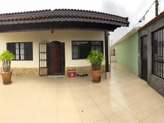 Imagem Linda Casa com 2 dormitórios à venda, 150 m² por R$ 1.300.000 - Jardim Real - Praia Grande/SP