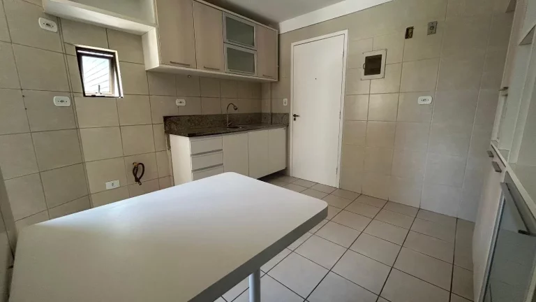 Imagem Apartamento com 124m em Setúbal!
