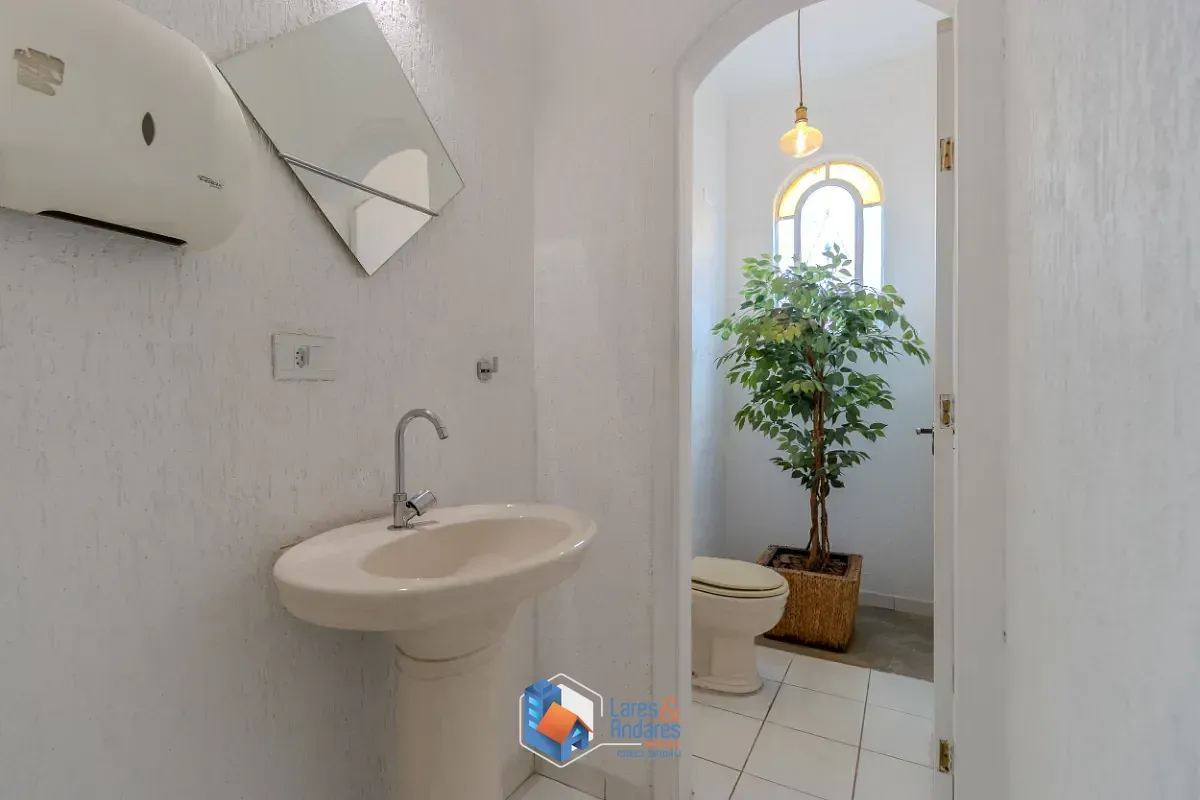 Imagem Casa para venda em Brooklin Paulista com 3 quartos, sendo 2 suítes, 260m²