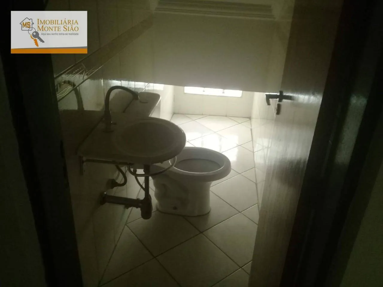 Imagem Sobrado com 4 dormitórios à venda, 126 m² por R$ 740.000,00 - Jardim Cocaia - Guarulhos/SP