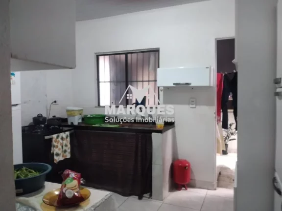 Imagem Duas Casas no Mesmo Terreno! Ideal para Morar e Investir