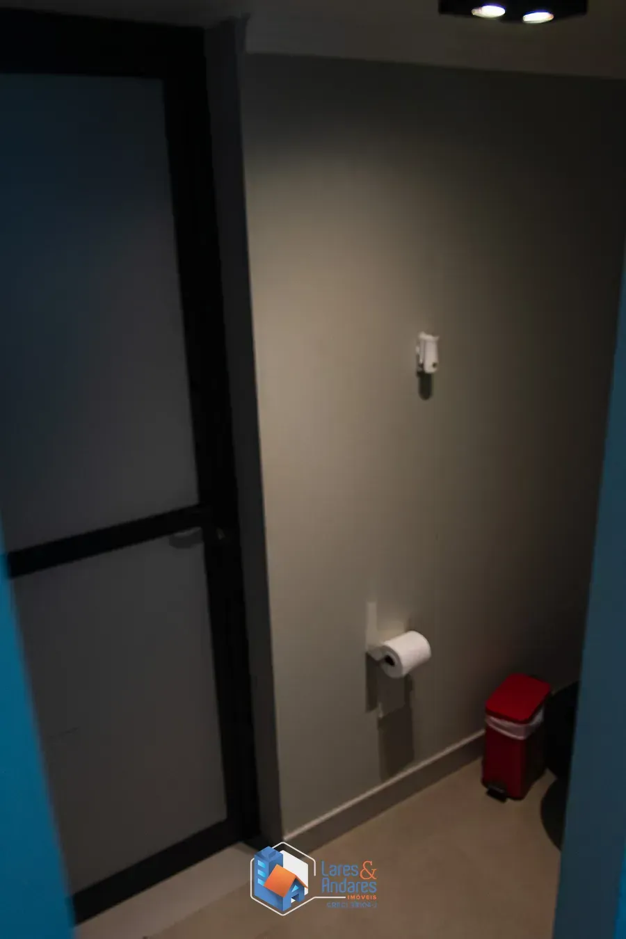 Imagem Sobrado para venda em Jardim Virginia Bianca com 4 quartos, sendo 3 suítes, 312m²