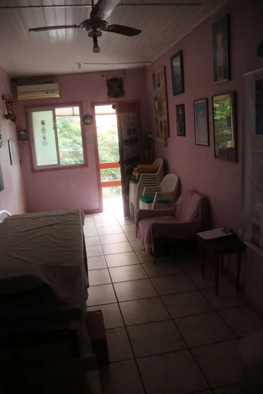 Imagem Casa 7 dormitórios 2 vagas de garagem no bairro Petrópolis