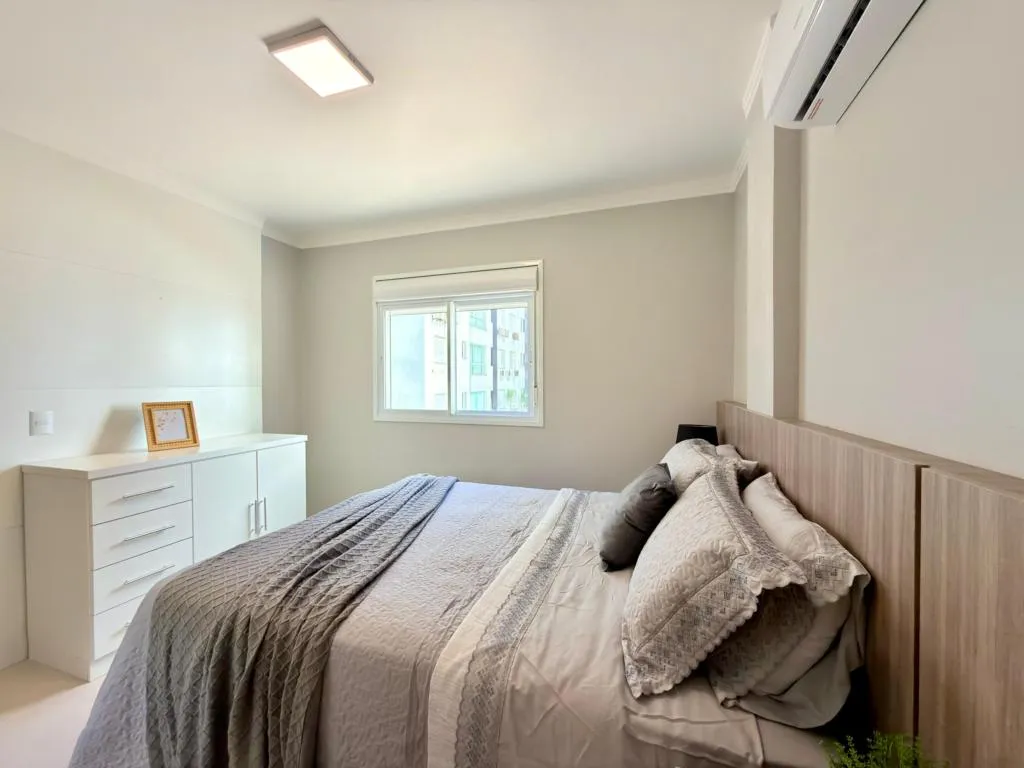 Imagem Apartamento 2 Dormitórios - Bairro Navegantes