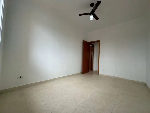 Imagem Deslumbre à Beira-Mar: Sobrado de Luxo com 3 Dormitórios e Mais, seu Refúgio Costeiro Aguarda!
