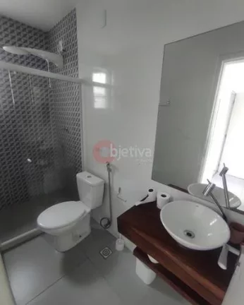 Imagem Apartamento linear, 2 quartos, a 300 metros da Praia do Forte - Cabo Frio