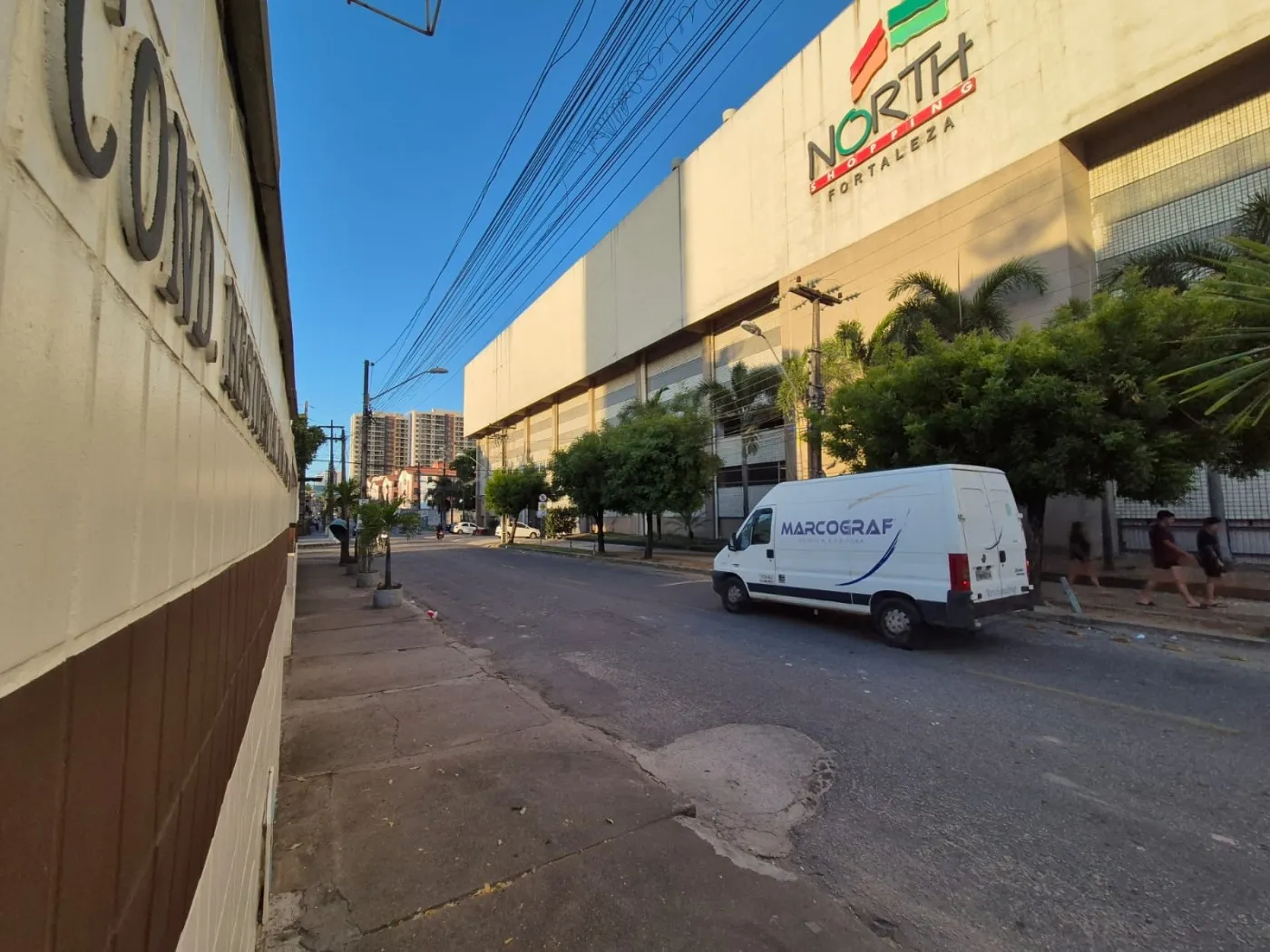 Foto do imóvel Apartamento para Venda em Fortaleza, Presidente Kennedy, 2 dormitórios, 1 suíte, 2 banheiros, 1 vaga em Rua Braz de Francesco, 300 - Presidente Kennedy, Fortaleza - CE