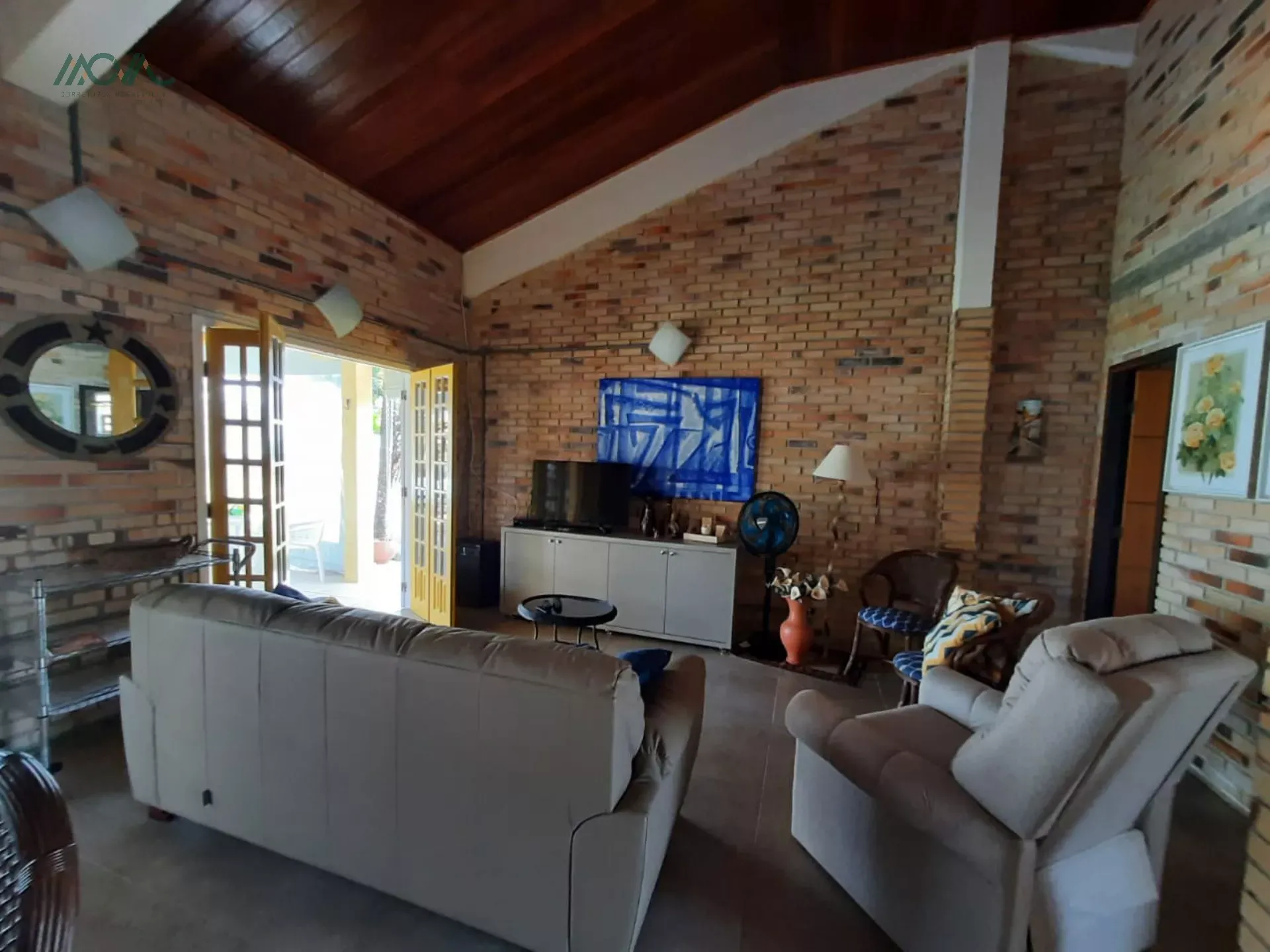Imagem CASA PÉ NA AREIA EM ITAPOÁ - Incrível oportunidade, casa com uma vista deslumbrante para a Baía ...