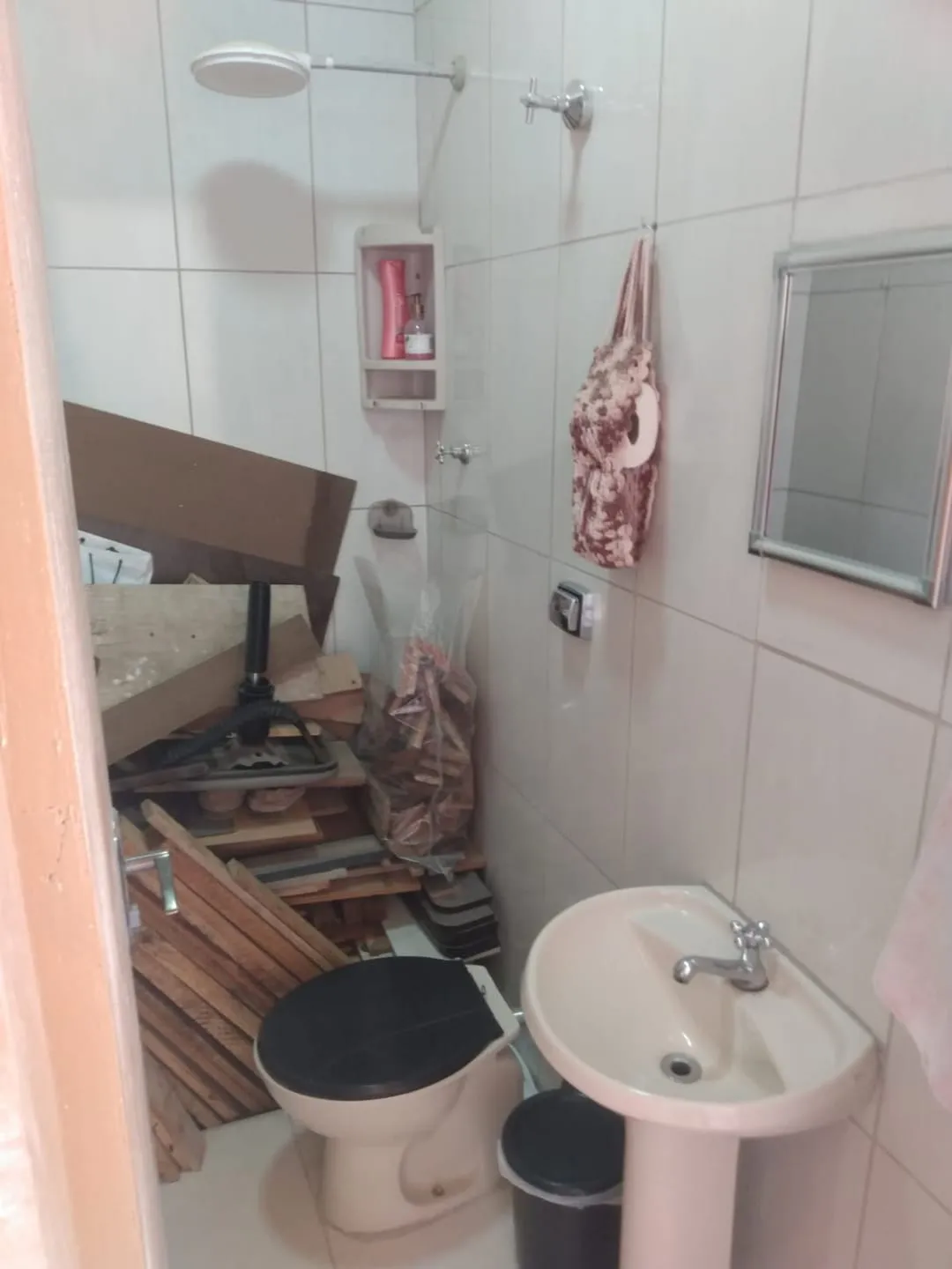 Imagem Casa à venda 3 Quartos, 1 Suite, 2 Vagas, 250M², Bosque, Pindamonhangaba - SP