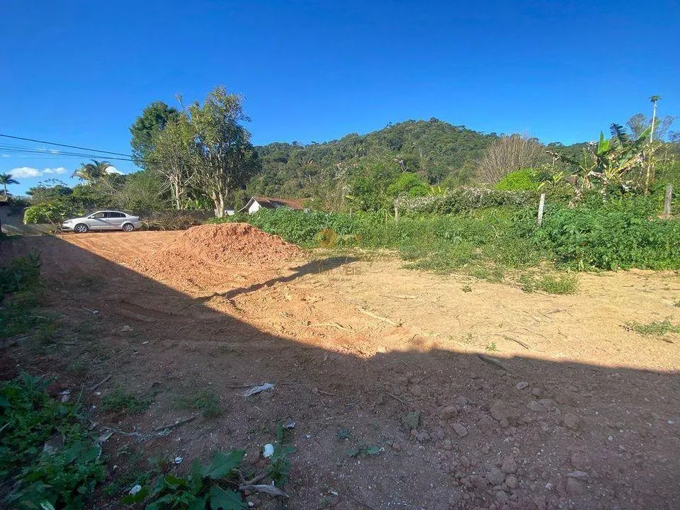 Imagem Terreno para Venda em Teresópolis / RJ no bairro Albuquerque
