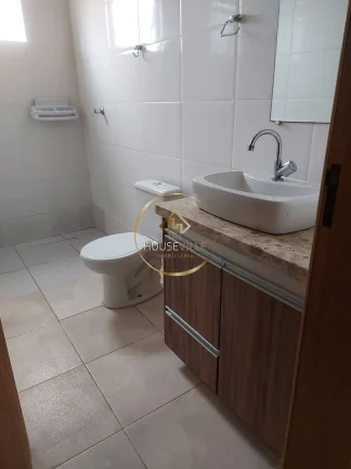 Imagem Casa Ampla, 3 Dormitórios ( 1 Suíte), 2 vagas, Dom Bosco, Sjc.