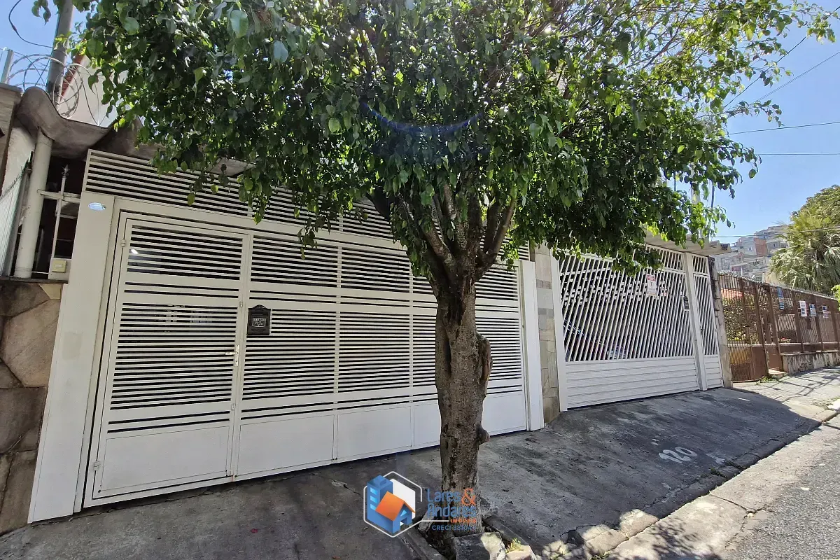 Foto do imóvel Sobrado para venda em Jardim Virginia Bianca com 4 quartos, 123m² em Rua Vieira de Melo