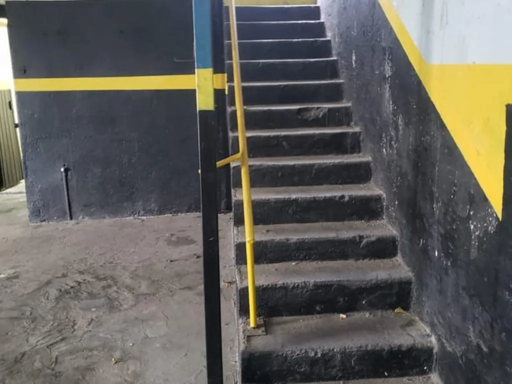 Imagem Aluguel de Galpão Comercial de 996m² em Santo André-SP, Bairro Campestre, 5 Banheiros Inclusos!