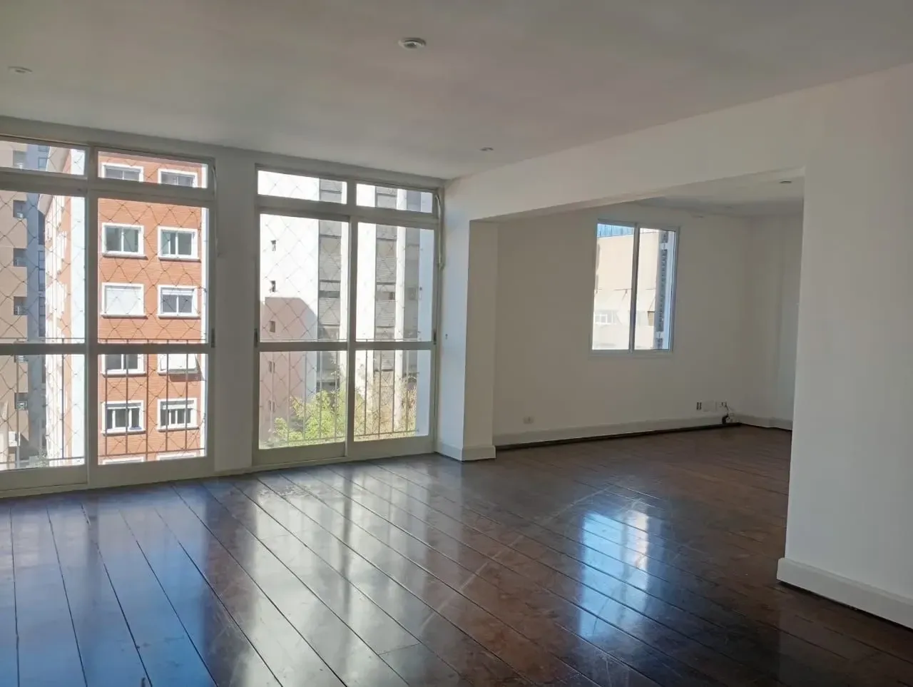 Imagem Apartamento com 4 Quartos à Venda, 143 m² em Cerqueira César - São Paulo