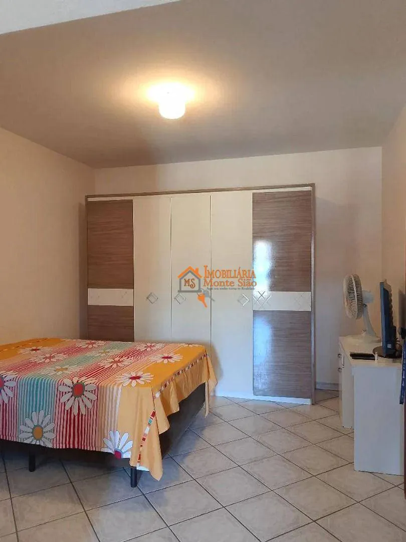Imagem Sobrado com 3 dormitórios à venda, 250 m² por R$ 650.000,00 - Parque Maria Helena - Guarulhos/SP