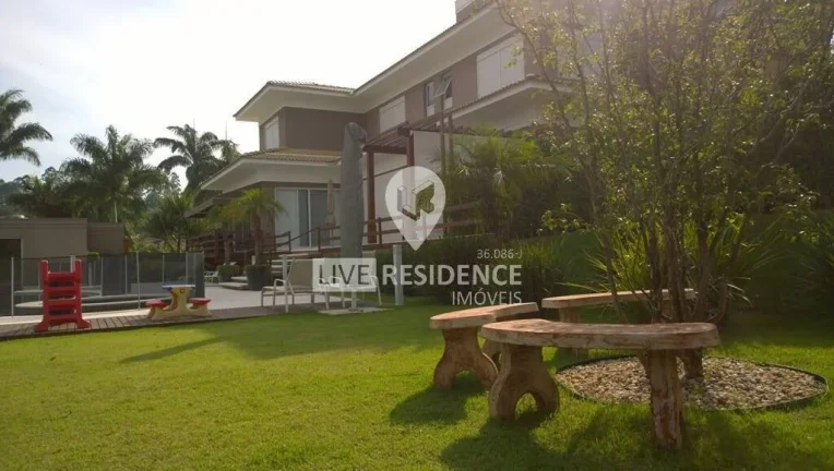 Imagem Luxuosa Residência no Condomínio Ville de Chamonix - Itatiba/SP