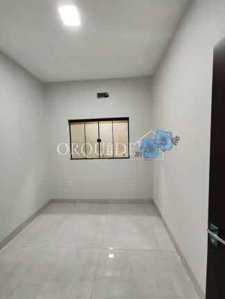 Imagem Imperdível oportunidade de casa à venda em Rio Verde-GO, Residencial Gameleira: 3 quartos, 1 suíte, 1 sala, 2 banheiros, 2 vagas, 103m².