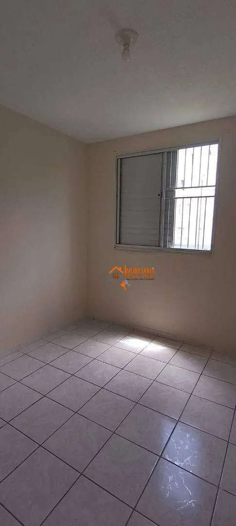 Imagem Apartamento com 2 dormitórios à venda, 52 m² por R$ 209.000,00 - Pimentas - Guarulhos/SP