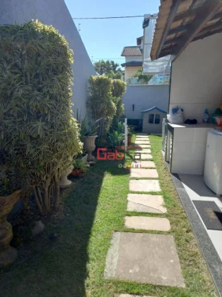 Imagem Casa com 5 dormitórios à venda, 900 m² por R$ 4.000.000,00 - Portinho - Cabo Frio/RJ