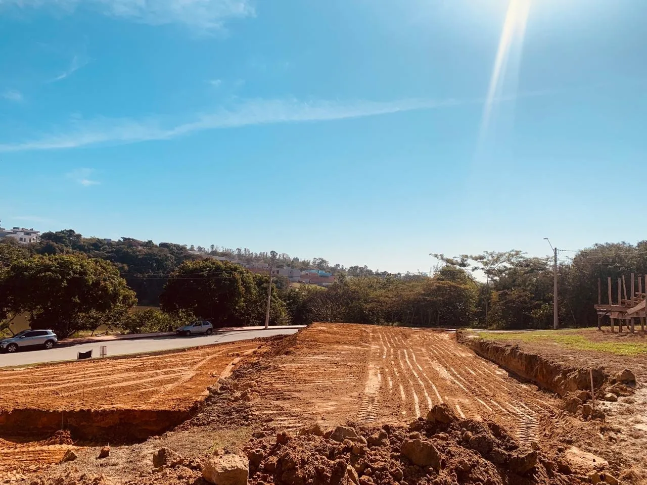 Imagem Terreno de 318m² no Residencial Jardim Helena Maria.