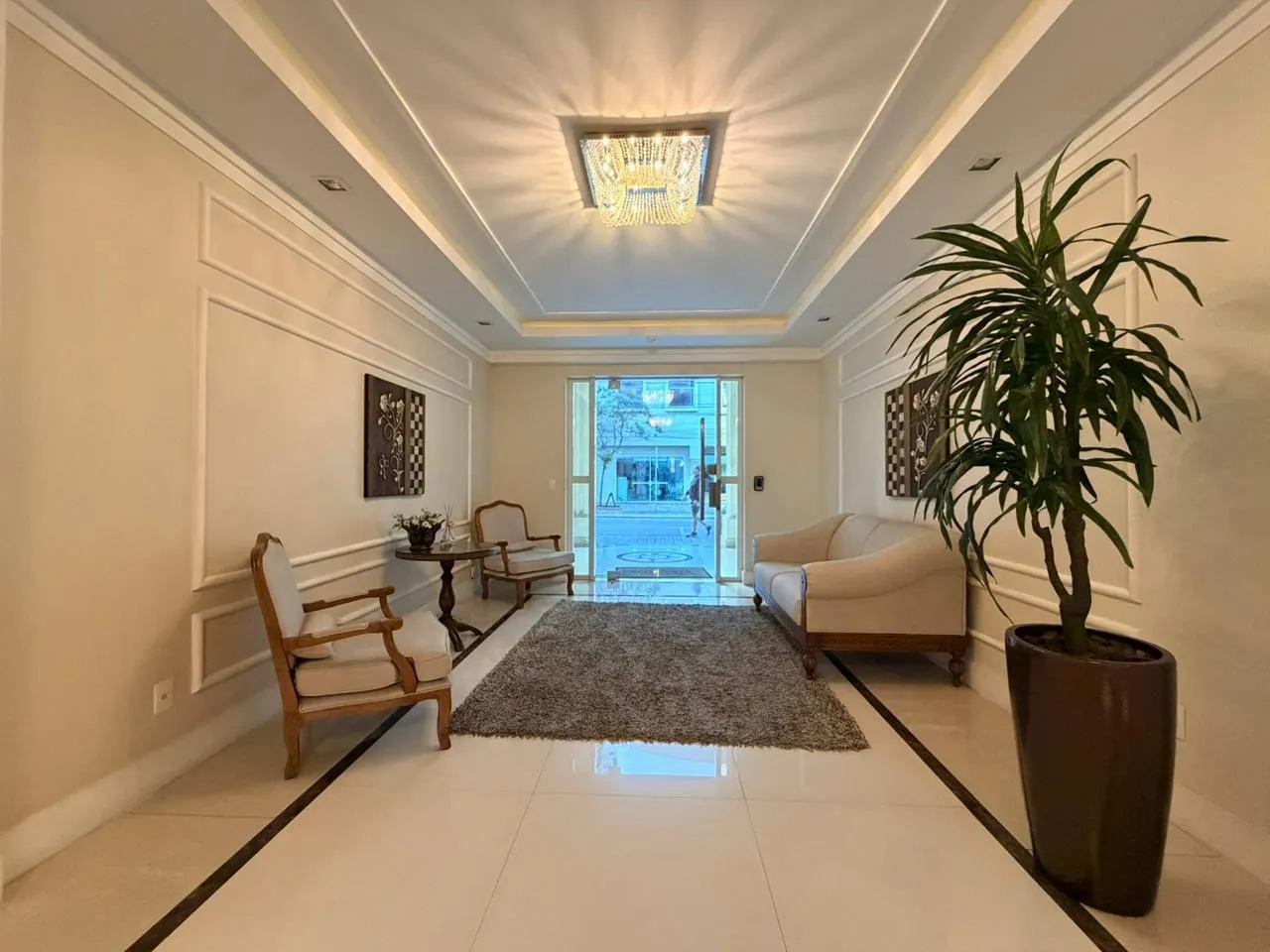 Imagem Apartamento à venda com 177m2 por R$ 2.700.000,00