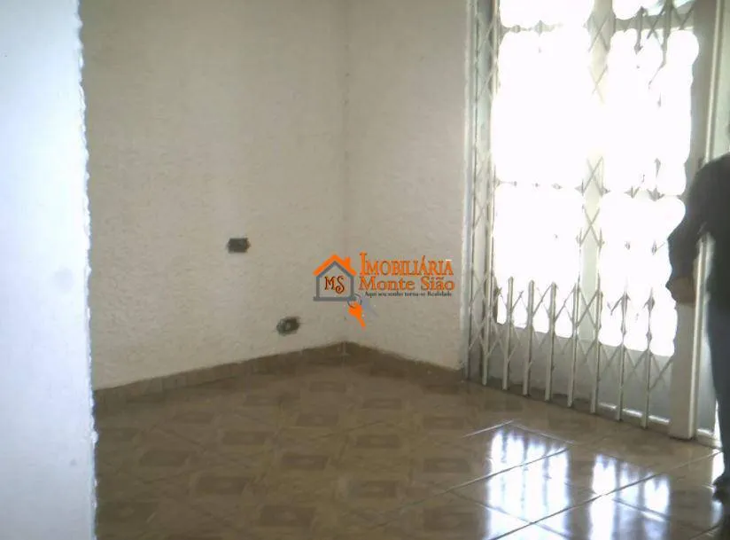Imagem Sobrado com 6 dormitórios à venda, 290 m² por R$ 809.000,00 - Jardim Vila Galvão - Guarulhos/SP